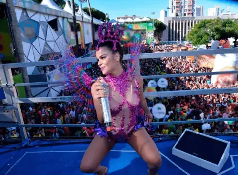 Babado novo no carnaval