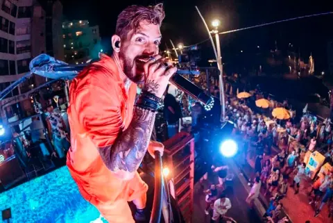 felipe pezzoni banda eva