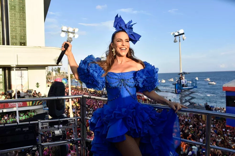 bloco coruja no carnaval de salvador